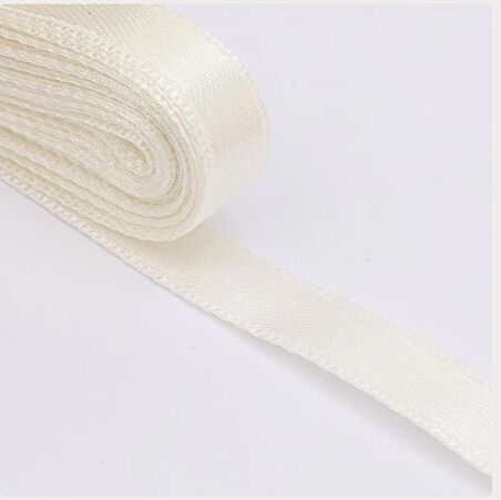 krem   3,8 cm saten kurdela 10 metre 1 adet