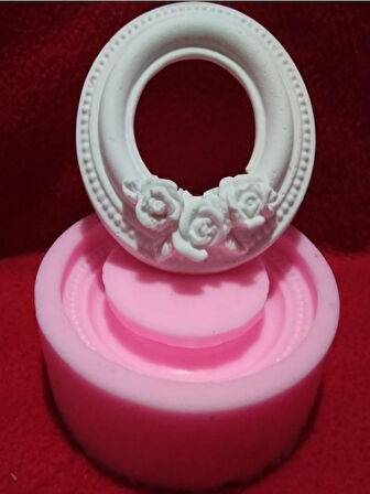 Yuvarlak güllü çerçeve 8-8 cm