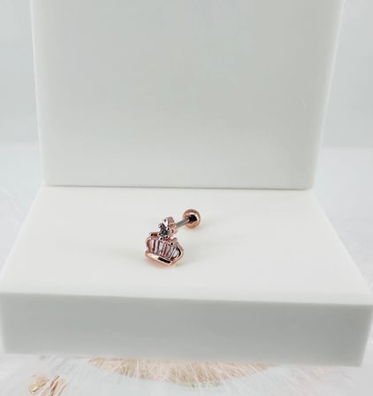 Rose Zirkon Taşlı Uç Kısmı : Pirinç Kıkırdak Bar Uzunluğu : 6 Mm / Bar Kalınlığı 0.8 Mm / Top Boyu 3