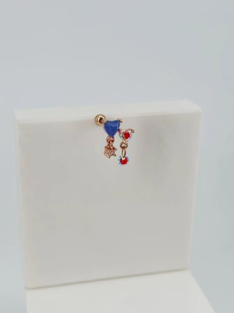 Rose Zirkon Taşlı Uç Kısmı : Pirinç Kıkırdak Bar Uzunluğu : 6 Mm / Bar Kalınlığı 0.8 Mm / Top Boyu 3
