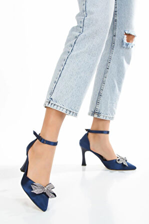 Kadın fiyonklu🎀 Abiye Rugan Topuklu 8 cm şık Ayakkabı