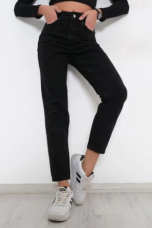 Yüksek Bel Siyah Mom Jeans Likralı Esnek Kot Pantolon ( 1 Beden Küçük Alın )