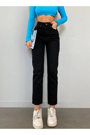 Yüksek Bel Siyah Mom Jeans Likralı Esnek Kot Pantolon mom ( 1 Beden Küçük Alın )