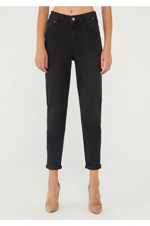 Kadın Solmayan Siyah Süper Yüksek Bel Comfort Likralı Mom Kot Pantolon Jeans ( 1 Beden Küçük Alın)