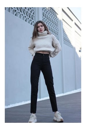 Yüksek Bel Siyah Mom Jeans Power Likralı Esnek Kot Pantolon ( 1 Beden Küçük Alın )