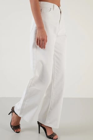 Beyaz Yüksek Bel 90's Wide Leg Jeans