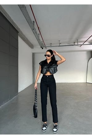 Maria Kadın Siyah Süper Yüksek Bel Comfort Likralı Mom Kot Pantalon Jeans (TAM KALIPTIR)