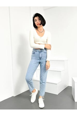 Neva Mavi Kar Yıkama Boyfriend Jean Kadın Solmaz Mom Toparlayıcı Kot Pantolon(1 BEDEN KÜÇÜK ALINIZ)