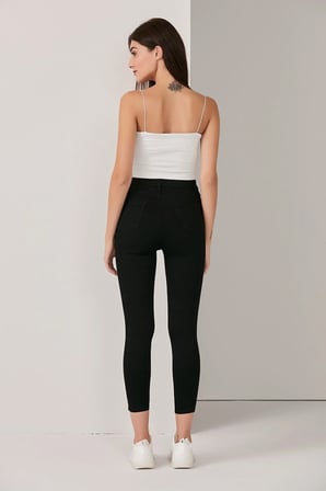 Cep Detaylı Jean Pantolon