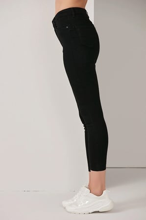 Cep Detaylı Jean Pantolon