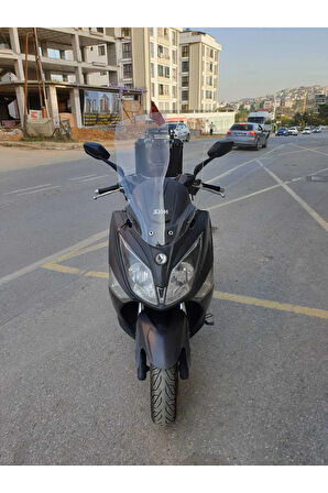 Sym Joymax250 İ Siperlik Ön Cam 2013 2017 Model 65cm Şeffaf Renkli 4mm ORTA BOYLU CAM