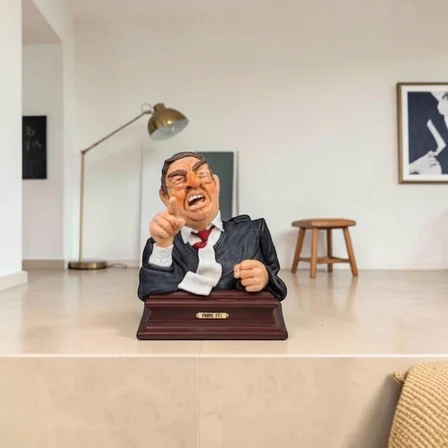 FORCHINO Sertifikalı Özel Koleksiyon Avukat Büst Dekoratif Obje – 19 cm