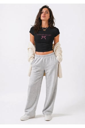 Nevermind Kadın Baby Tee Crop Tişört Just A Girl Baskılı Slim Fit Trend %100 Pamuk