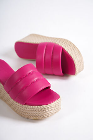 ADARA Yüksek/Kalın Ortopedik Taban Dolgu Topuklu Kadın Günlük Terlik KT Fuşya