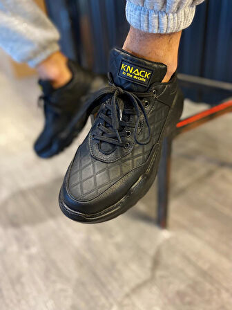 J-N75 Bağcıklı Ortopedik Taban Erkek Kapitone Desenli Günlük Sneaker Spor Ayakkabı ST Siyah