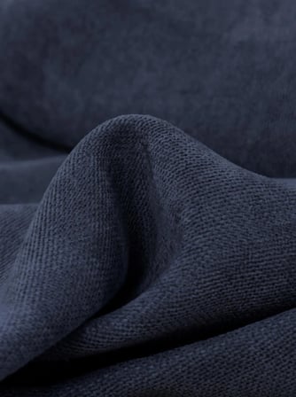 Kadife Dokulu 130x130 Premium Mavi Renk Düz Polyester Dertsiz Masa Örtüsü