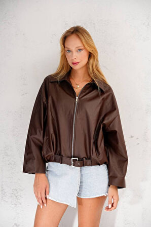 Kemer Detaylı Oversize Deri Ceket - Sezonun İkonu