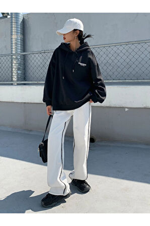 Kadın Siyah Küçük  Baskılı Kapüşonlu Sweatshirt