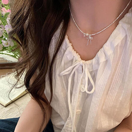 Gümüş Kaplama Fiyonk Kurdele Fiyonk  Pembe Kalp Detaylı Dorika Kolye Aksesuar Şık Takı Moda