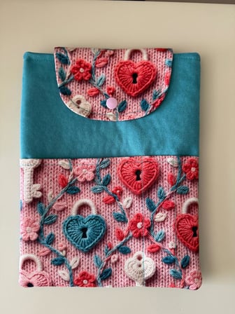 Kalbin Anahtarı açık desenli Kitap Kılıfı Şık ve Koruyucu Cepli Kitap Kılıfı Çok Amaçlı Çanta 19x25 cm