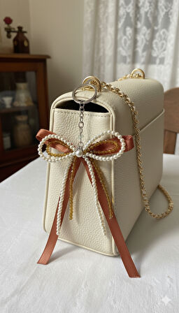 İnci Detaylı Kahverengi  Fiyonk Çanta Süsü / Anahtarlık