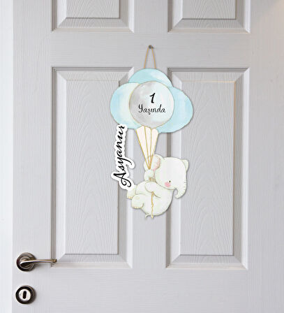 Meşgalem Balon Tutan Minik Fil Temalı Kişiye Özel Kapı Süsü