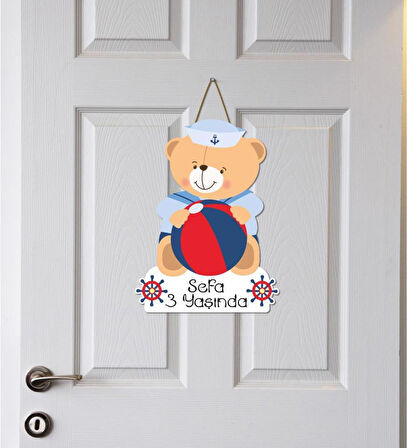 Meşgalem Top Oynayan Ayıcık Temalı Kişiye Özel Kapı Süsü