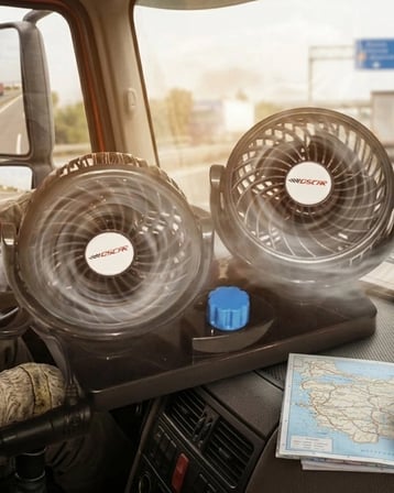 Mey İthalat® 12V Oto Fan Çakmaklık Girişli Ayarlanabilir Başlıklı Araç Vantilatörü