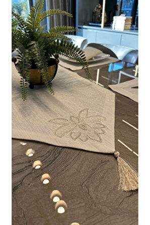 7 Parça Linen Fransız Dantelli Köşe Püsküllü Gold Simli Ekru Amerikan Servis Ve Runner Set
