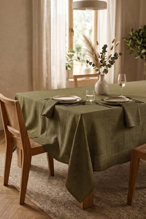 Keten Dokulu 130x170 Modern Düz Renk Polyester Dertsiz Masa Örtüsü