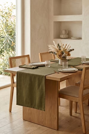 Keten Dokulu 40x140 Modern Yeşil Renk Düz Polyester Masa Runner