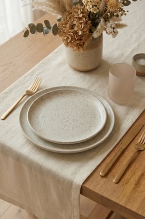 Keten Dokulu 40x180 Modern Ekru Renk Düz Polyester Masa Runner