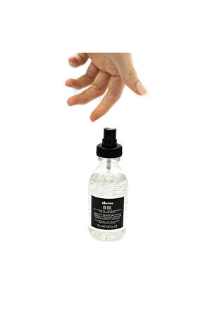 Davines Oi Oil Weightless Perfect For Dry Hair Sulfate And Paraben Free 135 Ml