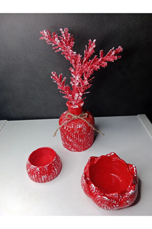 Kırmızı Mumluk ve Çiçekli Vazo Takımı Biblo Dekoratif Süs Eşyası