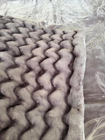  Aslan Bubble Çift Taraflı / Çift Katlı /Çift Kişilik/ Lüx Battaniye/ 4,5 kg / Modern / Şık / Çeyizlik