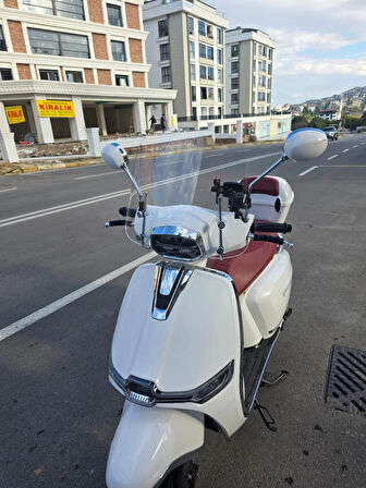 MOTOCAM Küba MT 50 Pro Plus Ön Cam 2024-2025 Model 39cm Şeffaf Renkli 4mm APARATSIZDIR