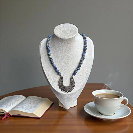 Sodalit Çiçek Yaka Kolye