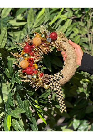 Yapay Çiçekli Kapı Süsü No:10