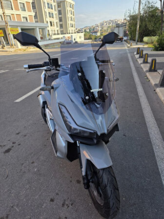 MOTOCAM Kral Arneb 150 Siperlik Ön Cam 2023-2025 Model 49cm Füme Renkli 4mm SPOR CAM