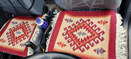 Reversible Oto Koltuk Kilim Seti • 3 Parça • Makine Dokuma • Akrilik & Polyester • Saçaklı