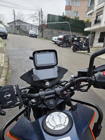 MOTOCAM KTM 390 Adv Ön Cam 2020-2024 Model 44cm Şeffaf Renkli 3mm APARATSIZDIR