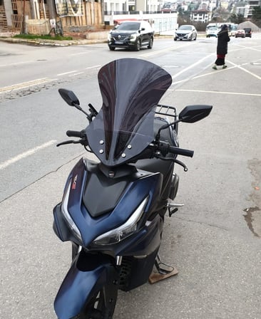 MOTOCAM Küba Arome 125 Ön Cam 2023-2026 Model 54cm Siyah Renkli SPORTİF
