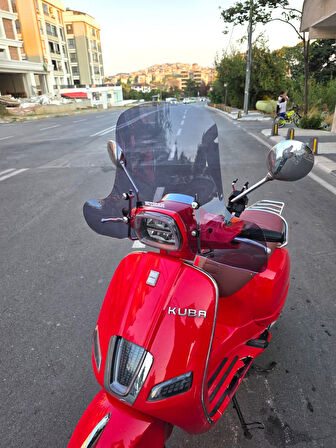 MOTOCAM Kuba Bevely Ön Cam 2022-2025 Model 37cm Füme Renkli 4mm Elcikli APARAT GÖNDERİLMEYECEK