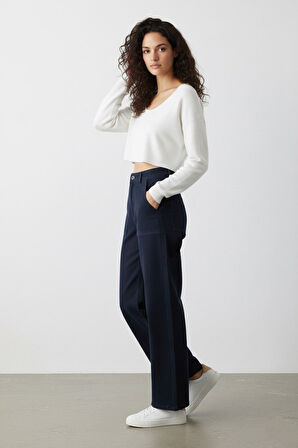 KADIN LACİVERT ÖN YAPIŞTIRMA CEP BOL PAÇA PANTOLON