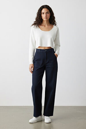 KADIN LACİVERT ÖN YAPIŞTIRMA CEP BOL PAÇA PANTOLON