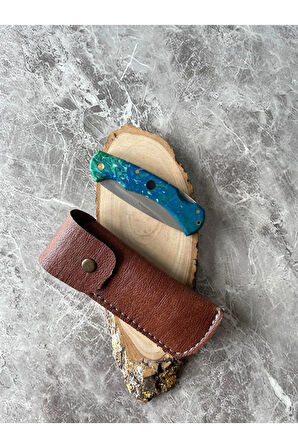 Mavi Epoksi Kamp Çakısı – 8 cm Namlu – Sırttan Kilitli – Kılıf Dahil