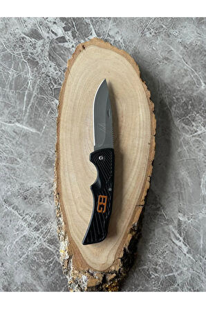 Gerber Mini Kamp Çakısı – Siyah Kompakt Kabze – 6 cm Namlu – Kılıflı