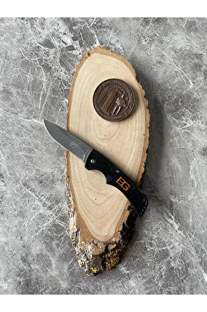 Gerber Mini Kamp Çakısı – Siyah Kompakt Kabze – 6 cm Namlu – Kılıflı