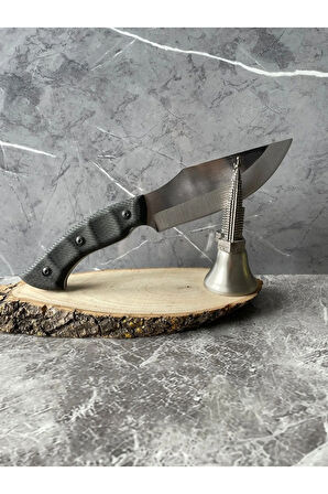 Geyik Desenli El Yapımı Siyah Kabzeli Kılıflı Kamp ve Av Bıçağı – 21,5 cm