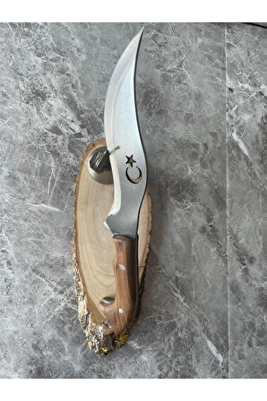 Ayyıldız Desenli 4116 Çelik Kamp & Av Bıçağı – Oyma Kurt Başlıklı Kök Ceviz Kabze, Özel Kılıflı